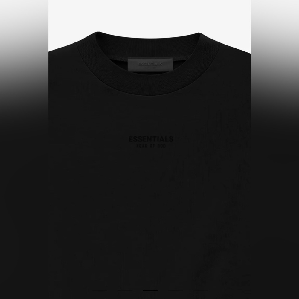Essential fear of god tee shirt